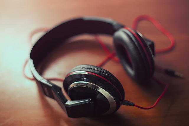 Máte málo času na čtení? Vsaďte na audio knihu!